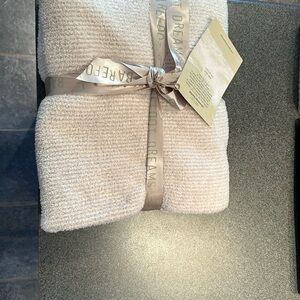 Barefoot Dreams CozyChic Throw Blanket - Cream